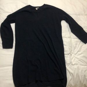 🎄SOLD🎄 Navy blue tunic sweater